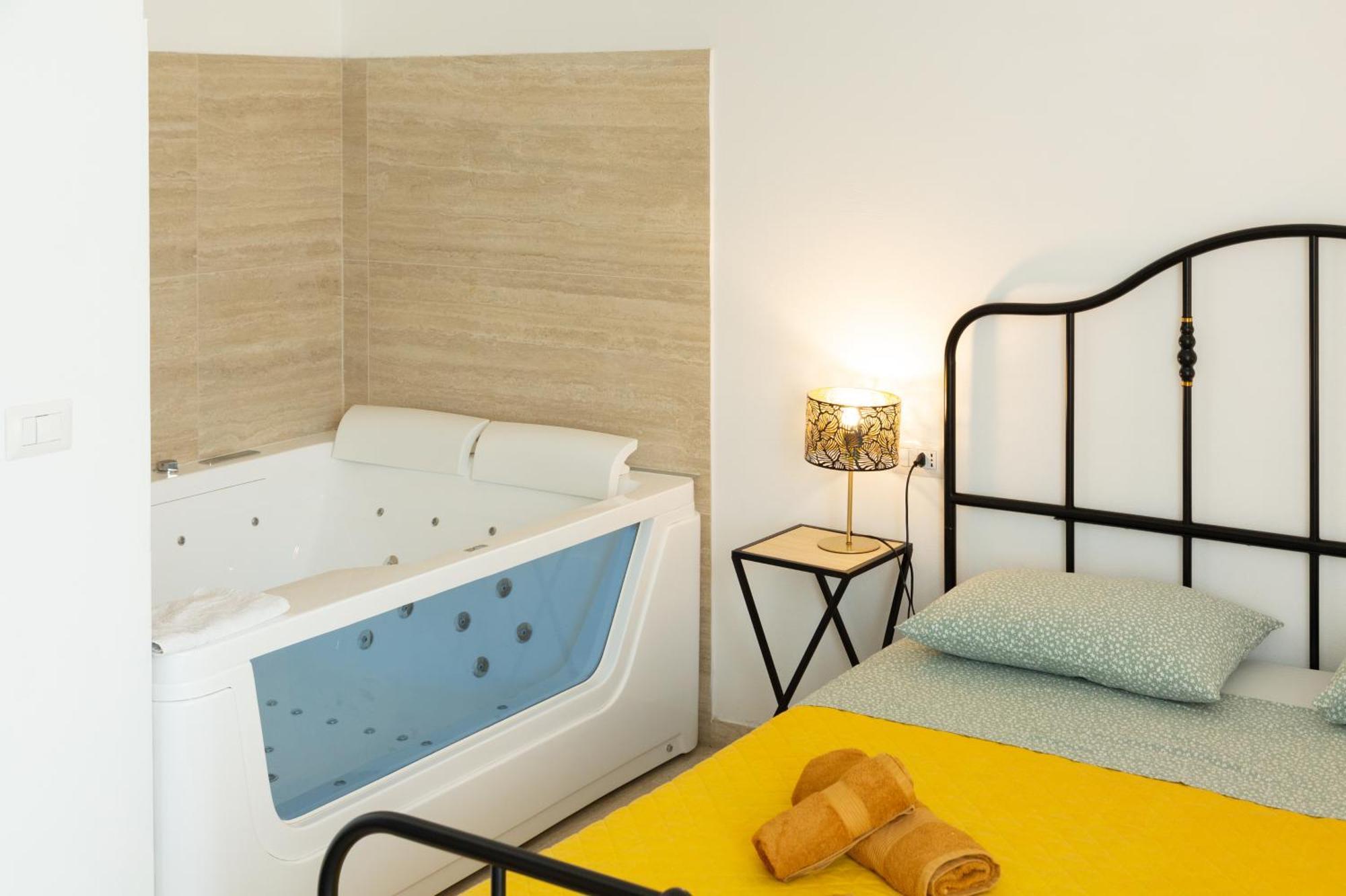 Maris Suite - Appartamento Con Vasca Idromassaggio Alghero Exteriér fotografie